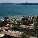 Hirondelles Villa *