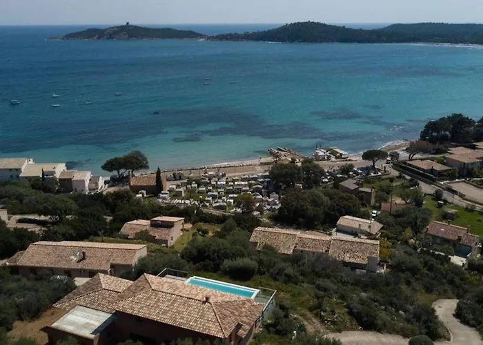 Hirondelles Villa *