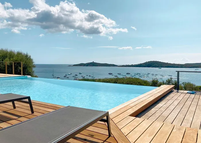 Hirondelles ヴィラ *